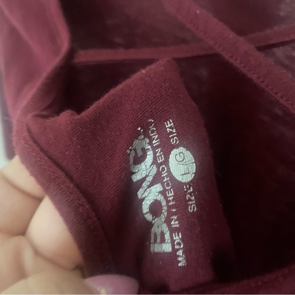 Burgundy Fringe bottom shirt - Picture 2 of 3